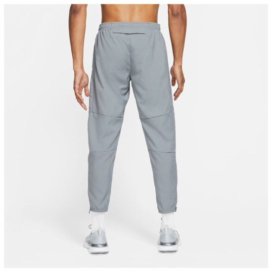 Nike Ανδρικό παντελόνι Dri-Fit Challenger Nike Ανδρικό παντελόνι Dri-Fit Challenger